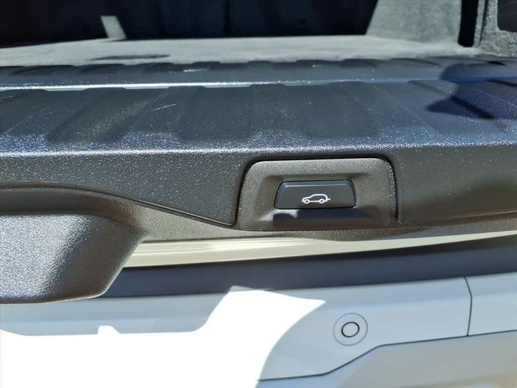 Thumbnail: 2021 BMW X5 - 10