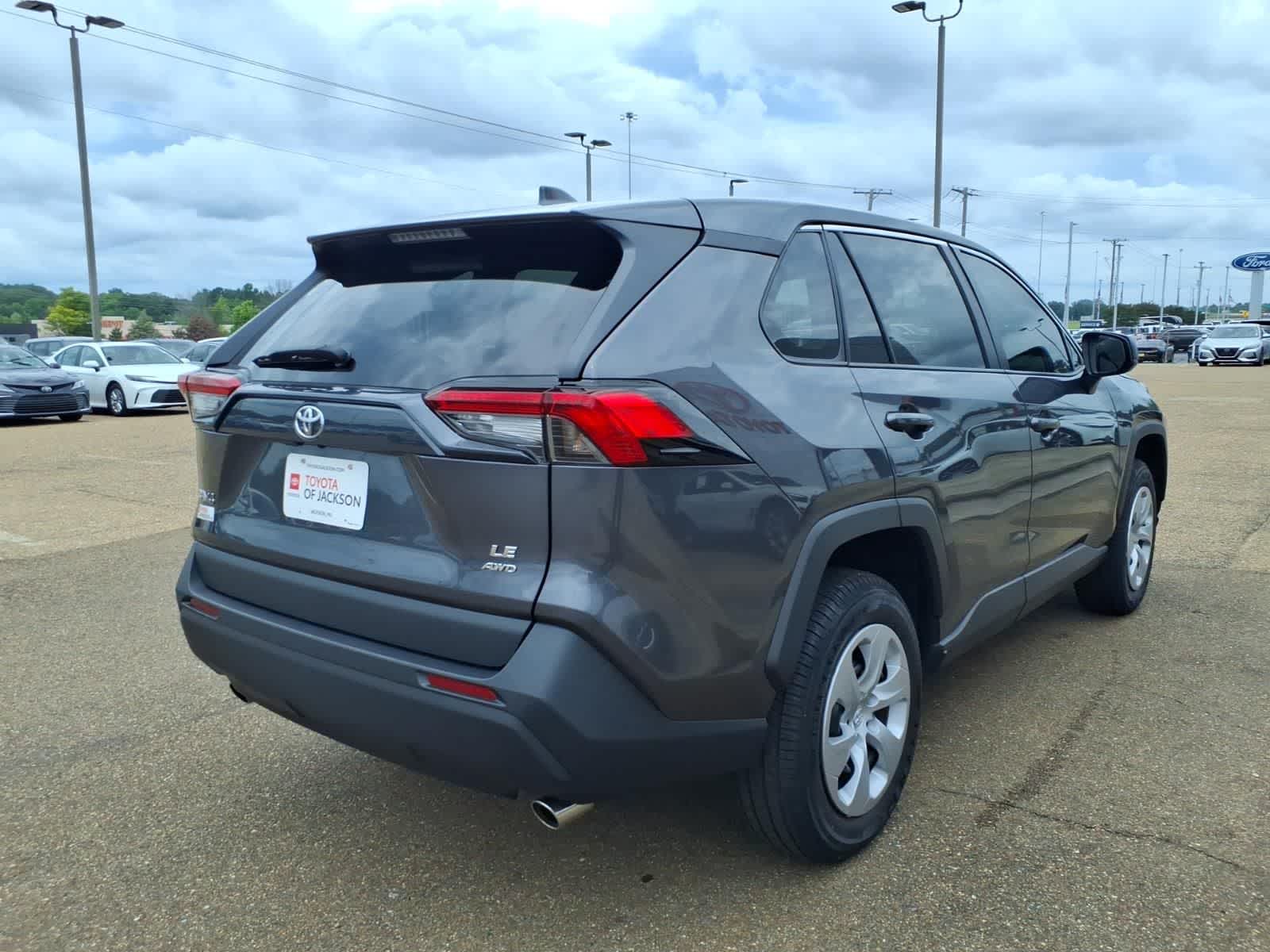 Thumbnail: 2024 Toyota RAV4 - 5