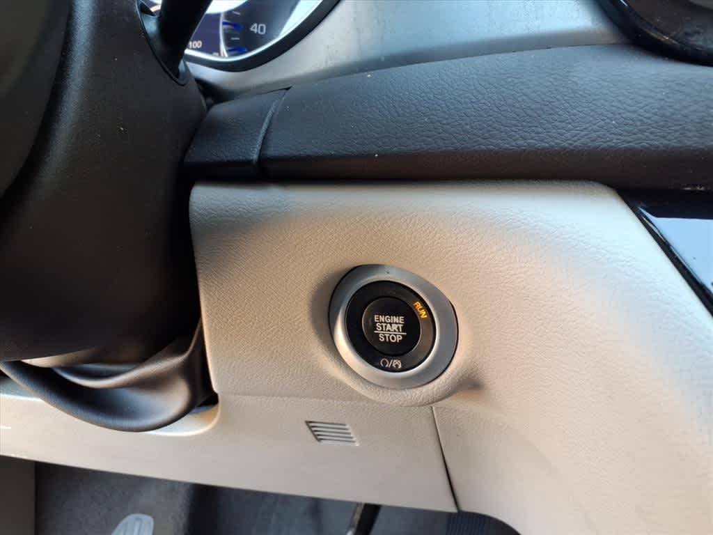 Thumbnail: 2019 Chrysler Pacifica - 18