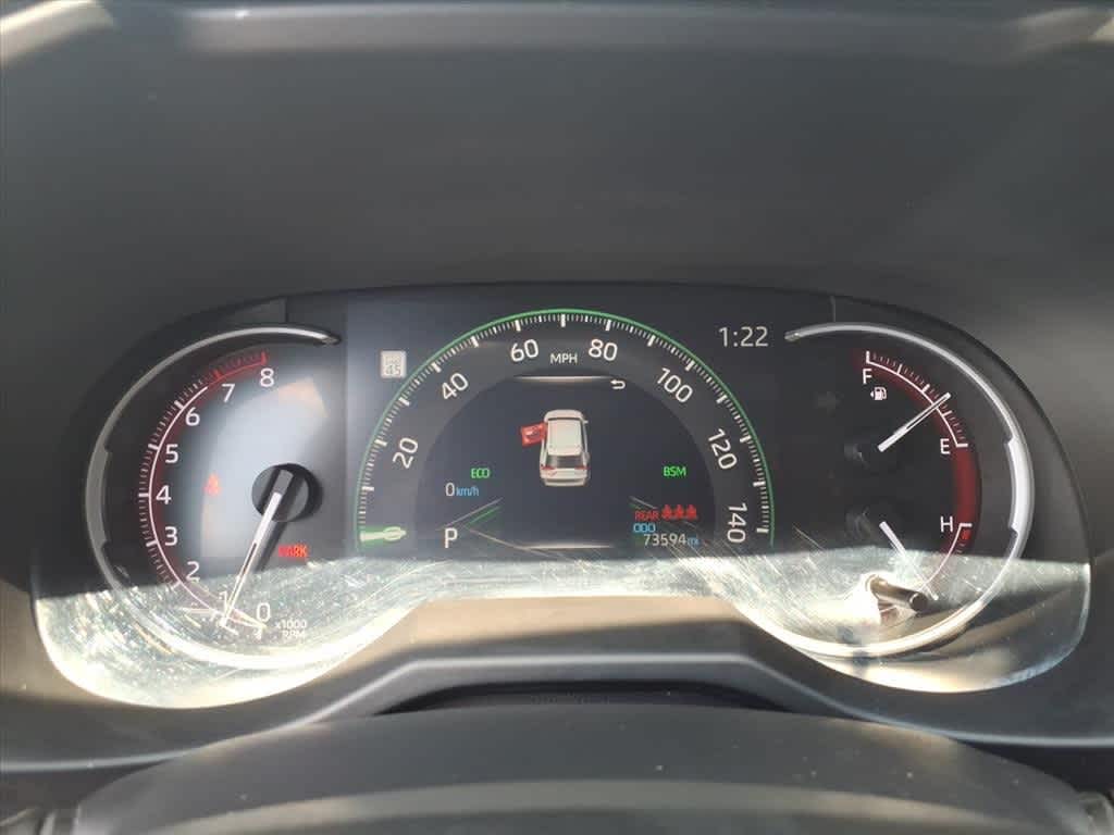 Thumbnail: 2022 Toyota RAV4 - 17