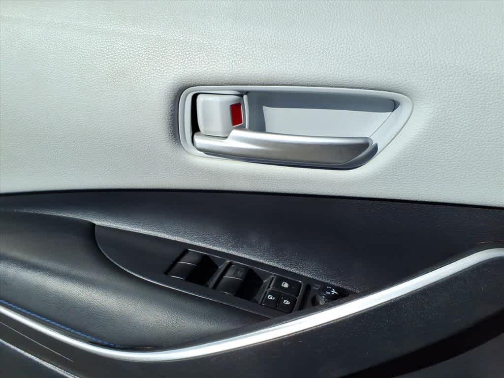 Thumbnail: 2021 Toyota Corolla - 12