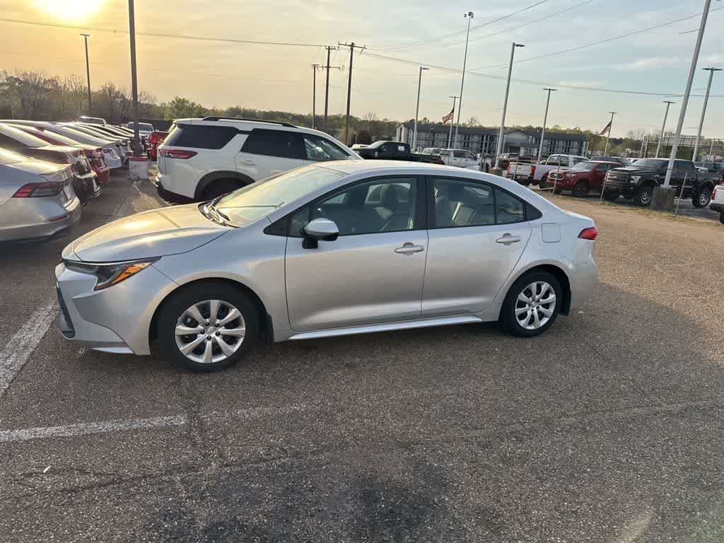 Thumbnail: 2024 Toyota Corolla - 1