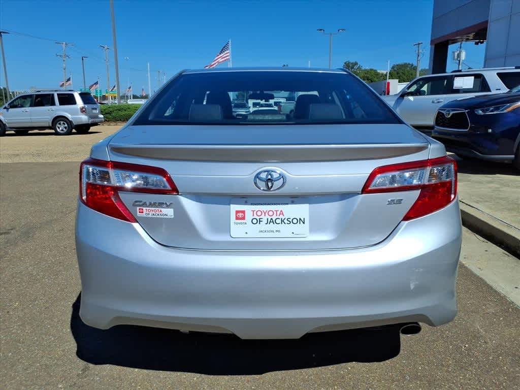 Thumbnail: 2013 Toyota Camry - 6