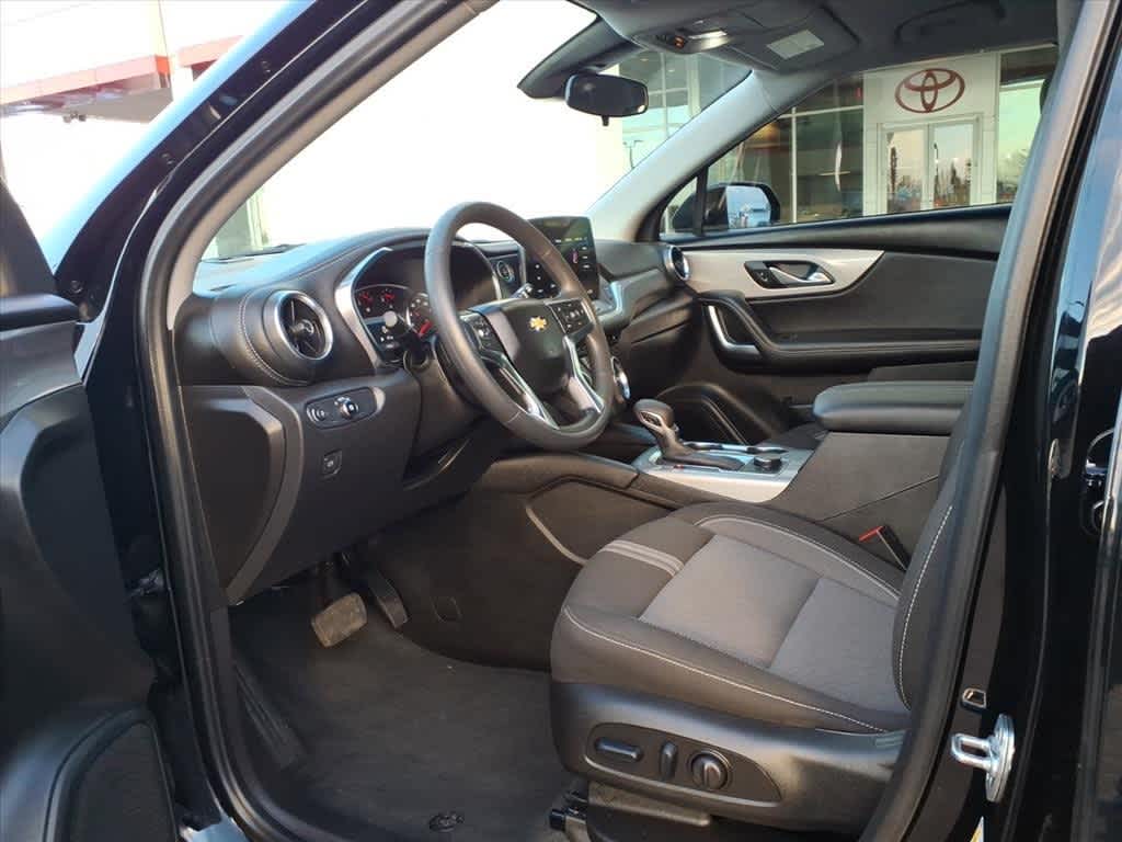 Thumbnail: 2025 Chevrolet Blazer - 26