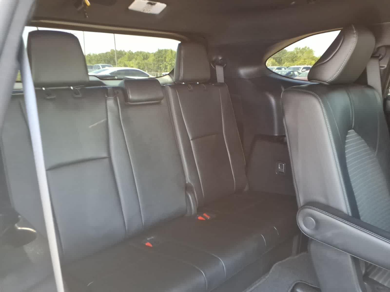 Thumbnail: 2024 Toyota Highlander - 30