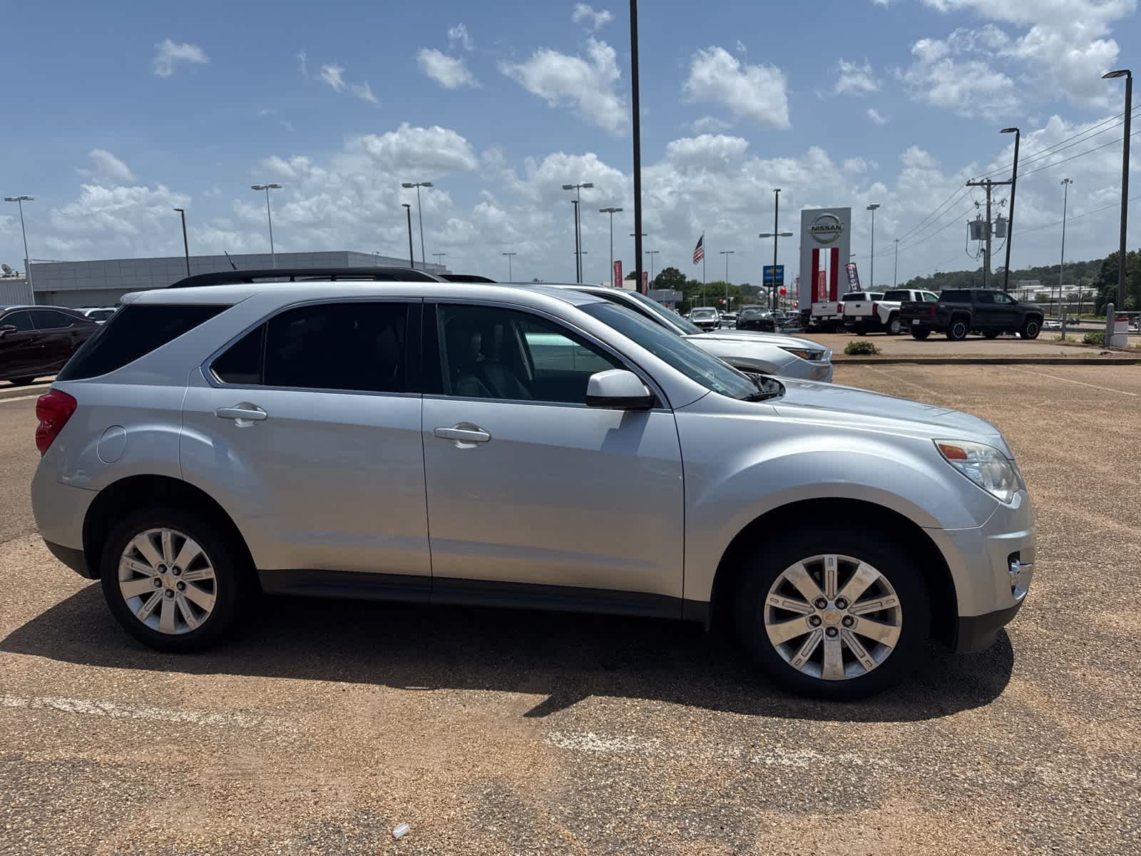 Thumbnail: 2011 Chevrolet Equinox - 4