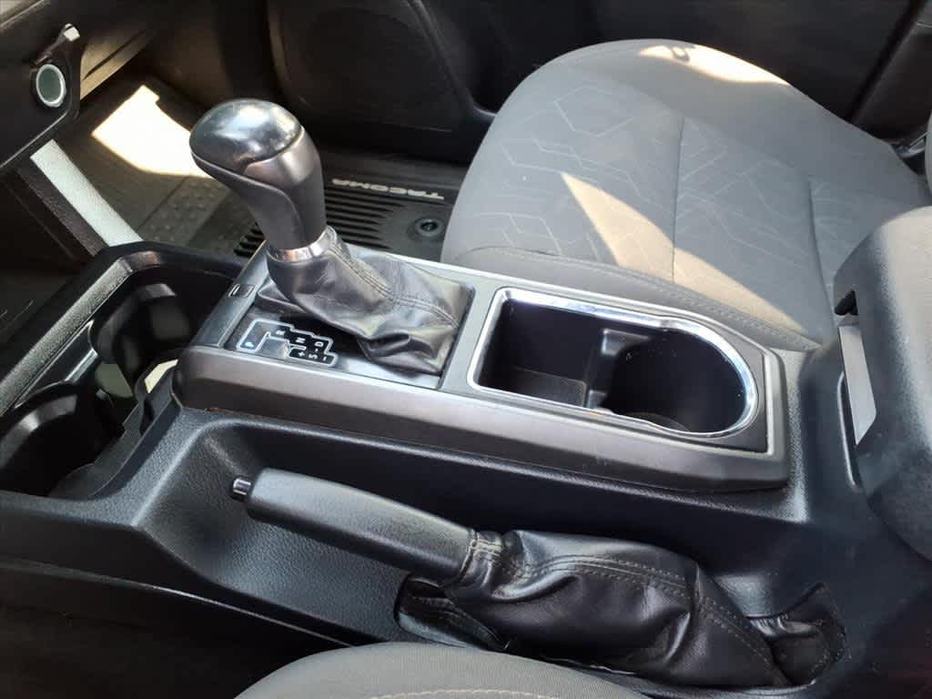 Thumbnail: 2018 Toyota Tacoma - 22