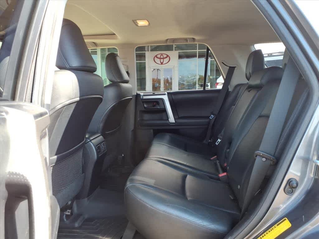 Thumbnail: 2013 Toyota 4Runner - 28