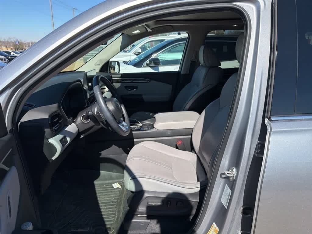 Thumbnail: 2025 Honda Pilot - 7