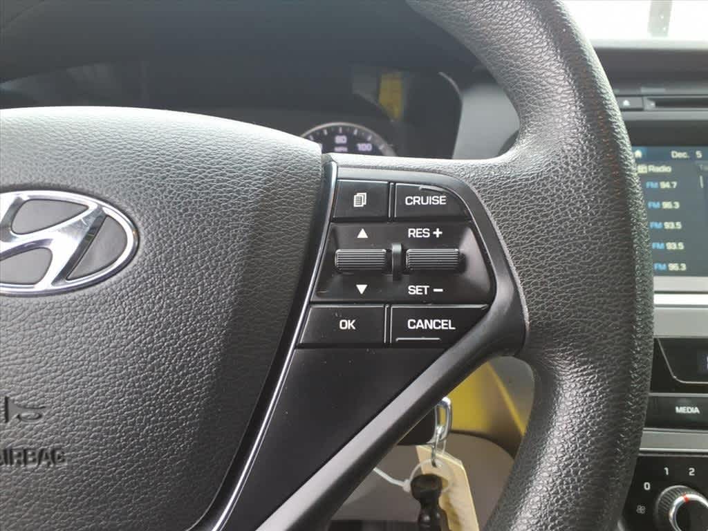 Thumbnail: 2016 Hyundai Sonata - 15