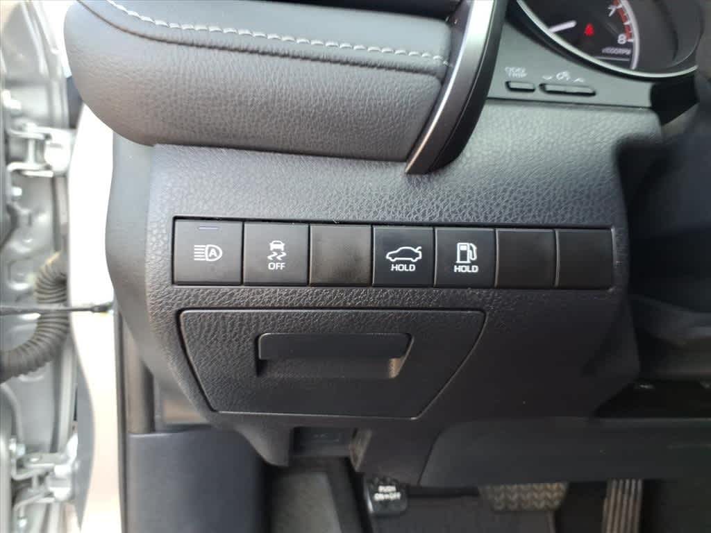 Thumbnail: 2023 Toyota Camry - 13