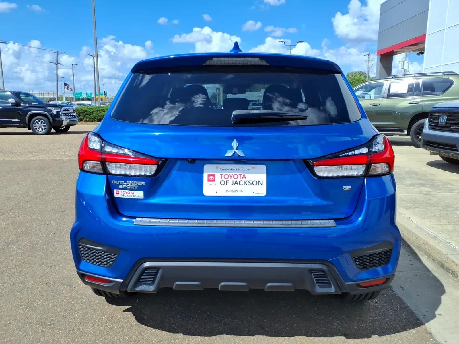 Thumbnail: 2022 Mitsubishi Outlander Sport - 6