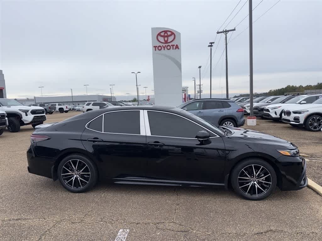 Thumbnail: 2023 Toyota Camry - 3