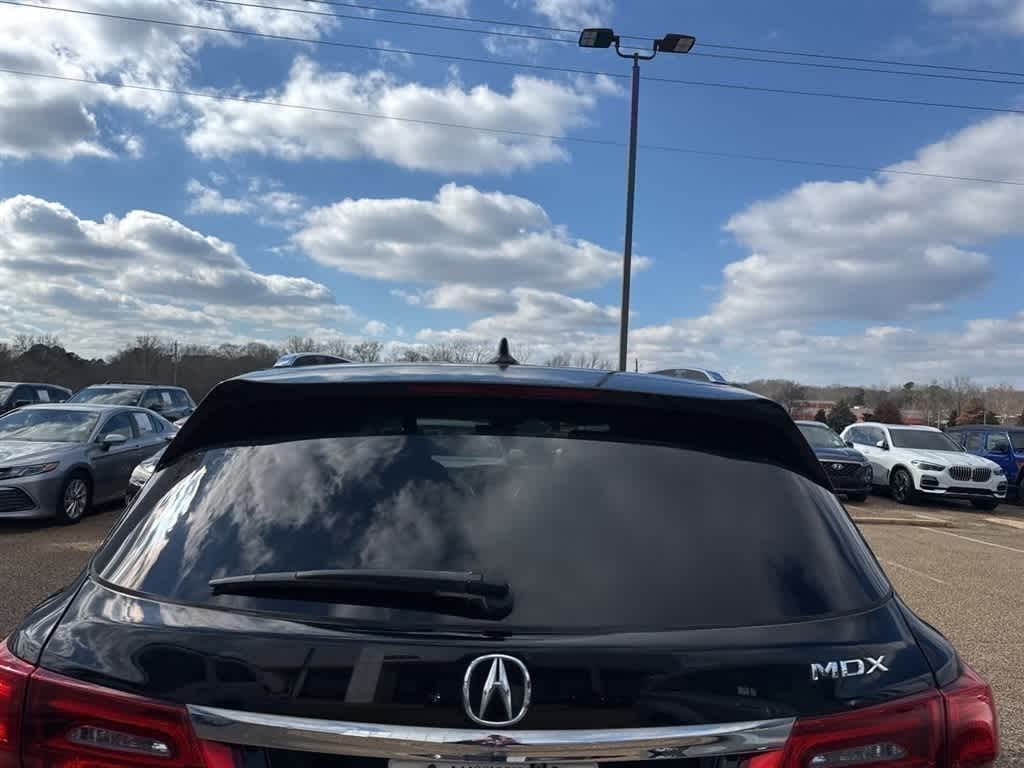 Thumbnail: 2017 Acura MDX - 8