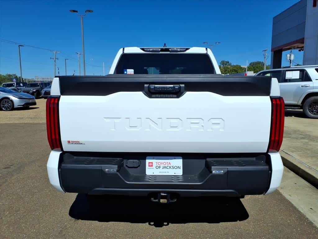 Thumbnail: 2024 Toyota Tundra - 6