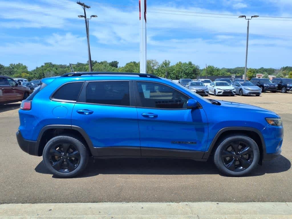 Thumbnail: 2021 Jeep Cherokee - 4