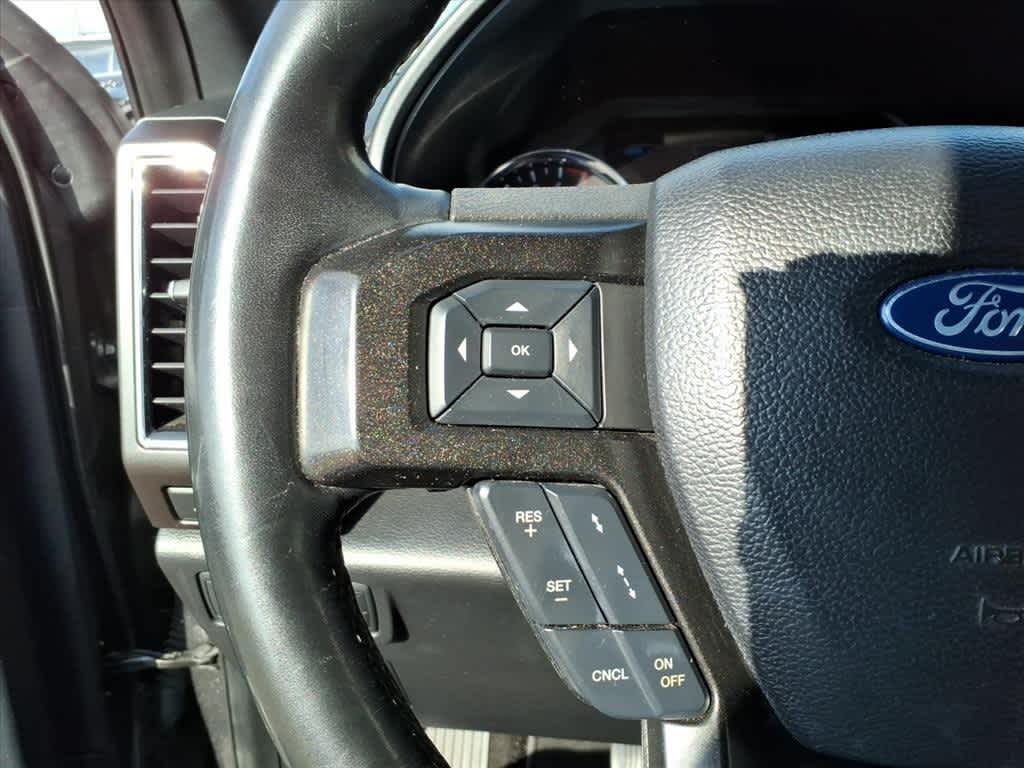 Thumbnail: 2019 Ford Expedition - 15