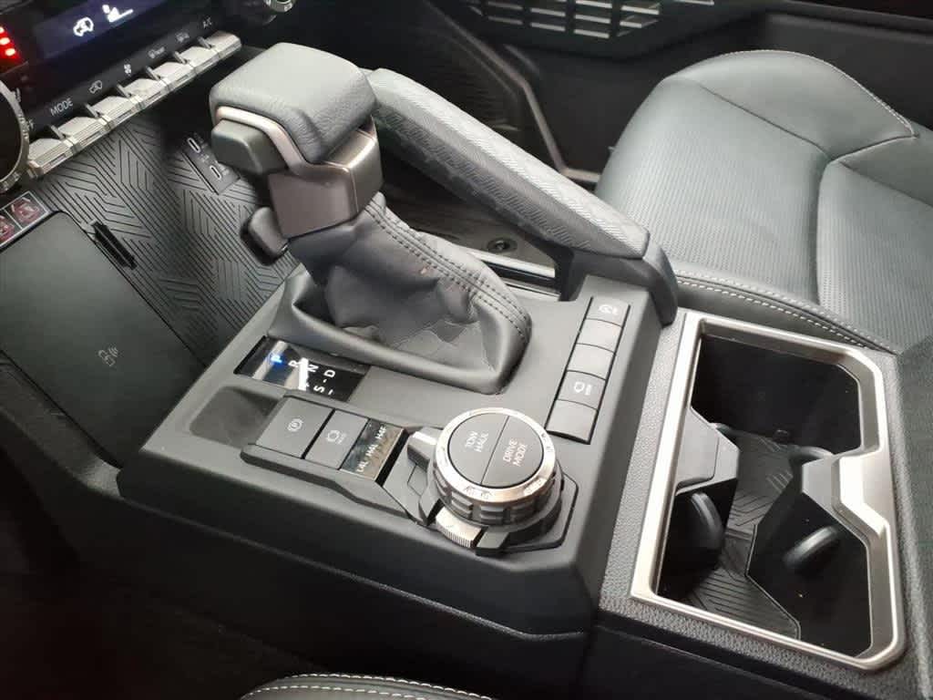 Thumbnail: 2025 Toyota 4Runner - 22