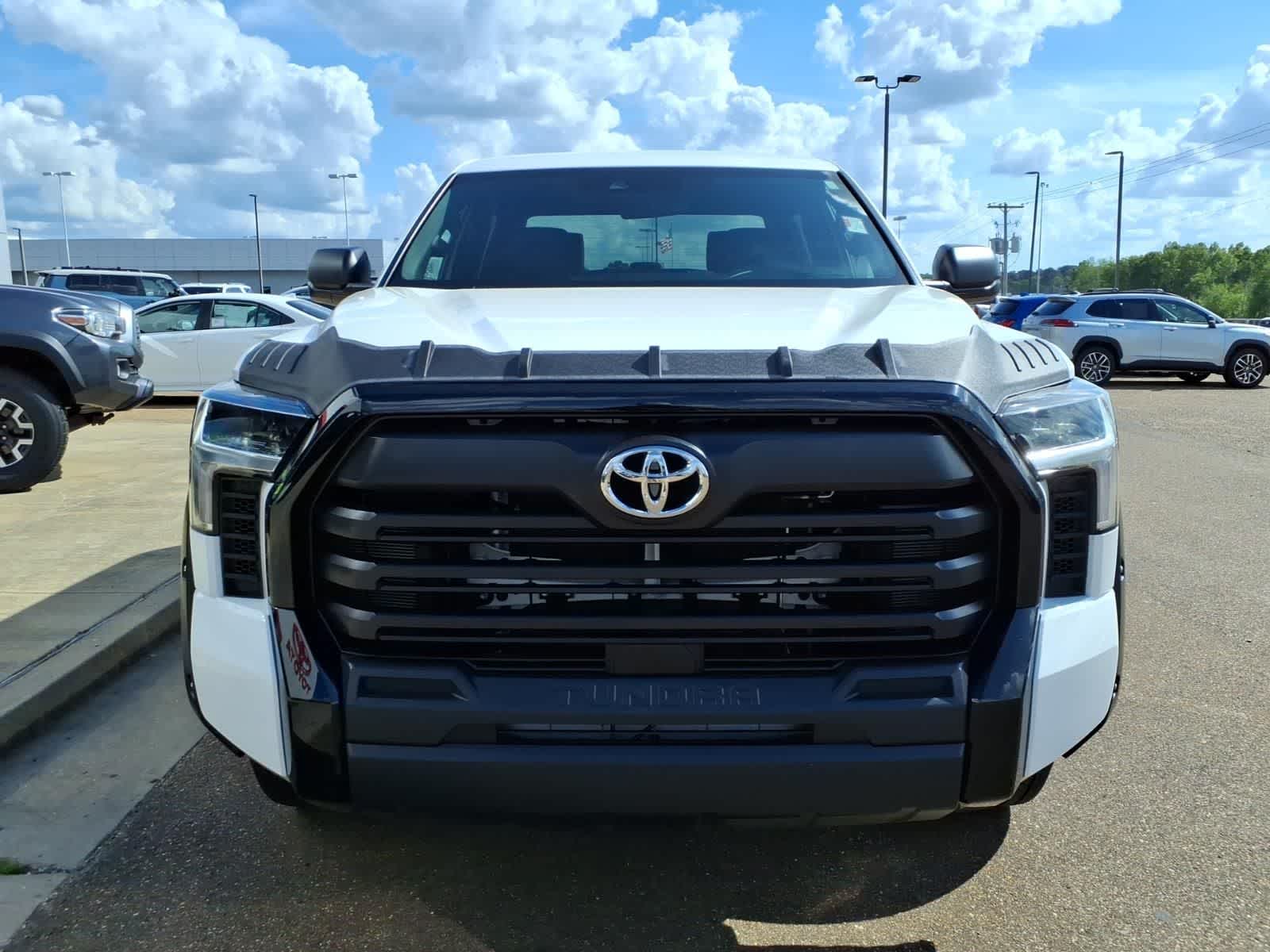 Thumbnail: 2025 Toyota Tundra - 2