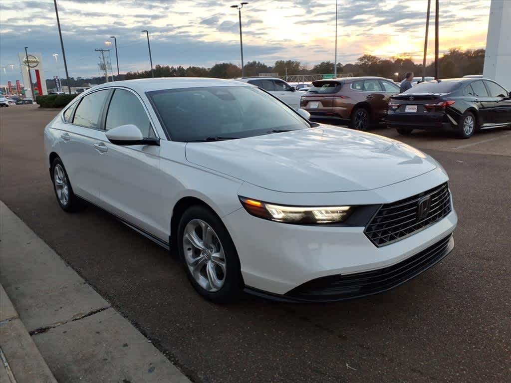 Thumbnail: 2023 Honda Accord - 3