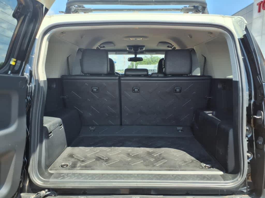 Thumbnail: 2014 Toyota FJ Cruiser - 8
