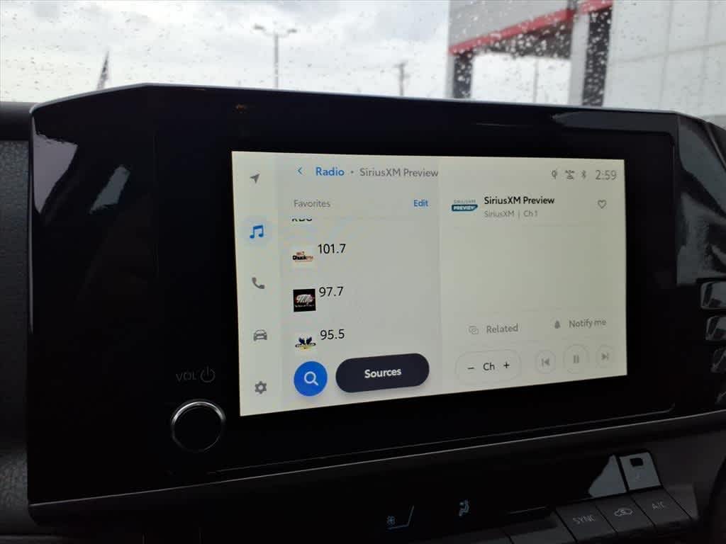 Thumbnail: 2025 Toyota Camry - 18