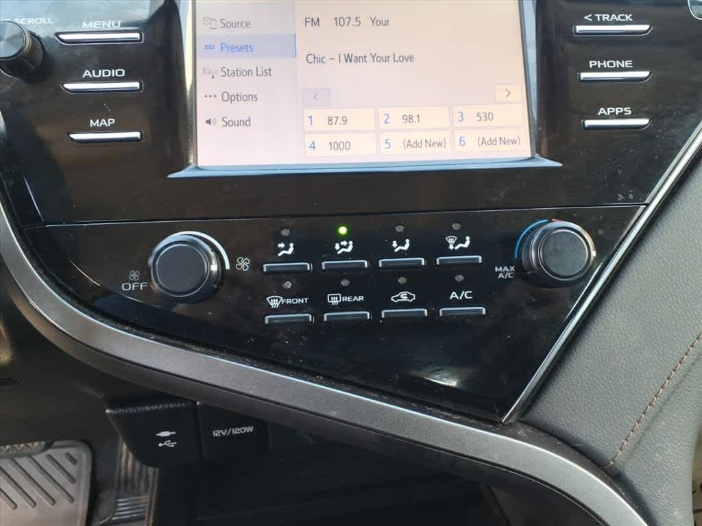 Thumbnail: 2019 Toyota Camry - 19