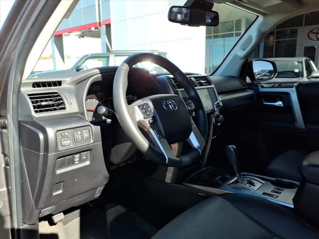 Thumbnail: 2022 Toyota 4Runner - 11