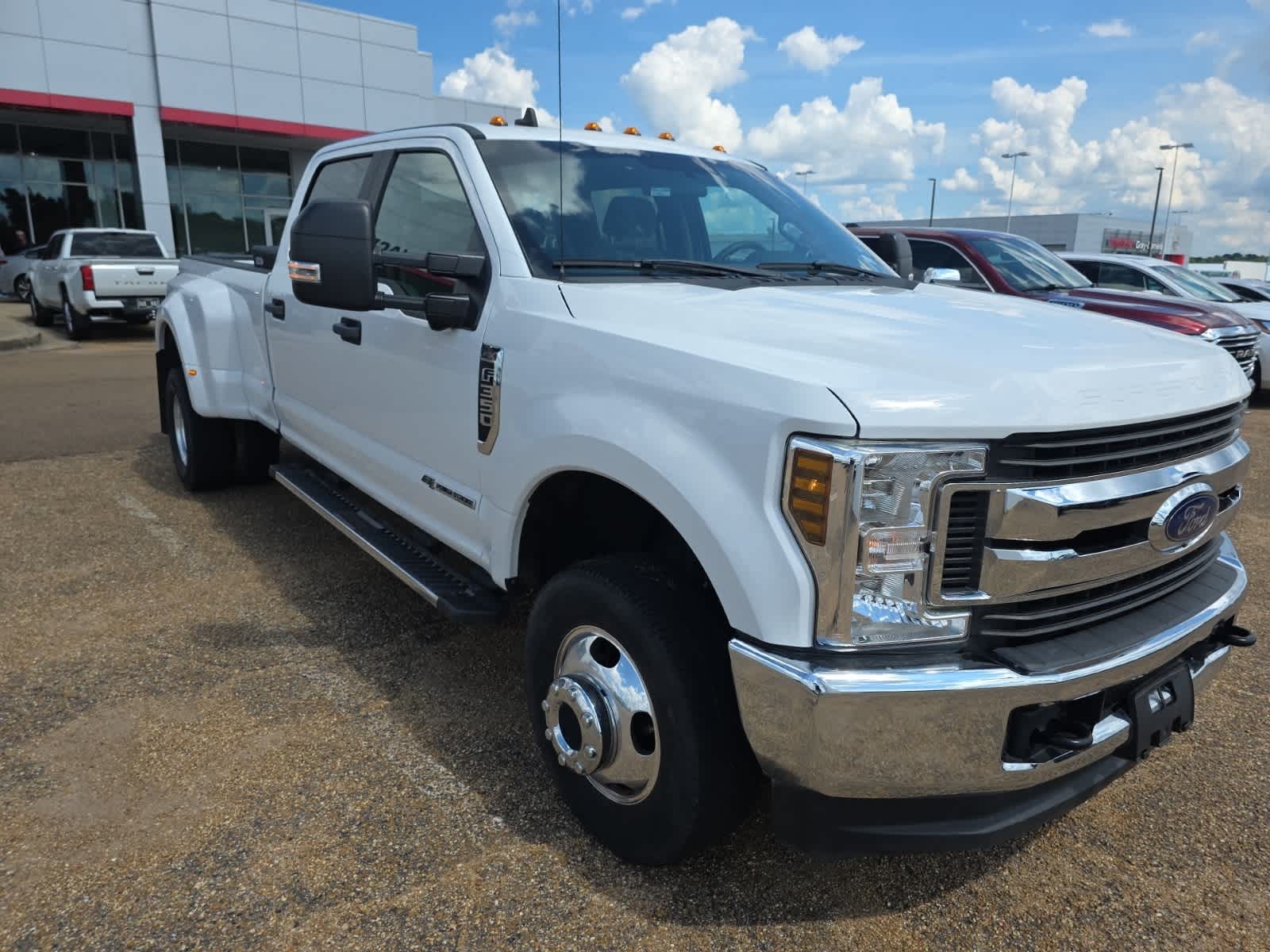 Thumbnail: 2019 Ford F-350 - 2