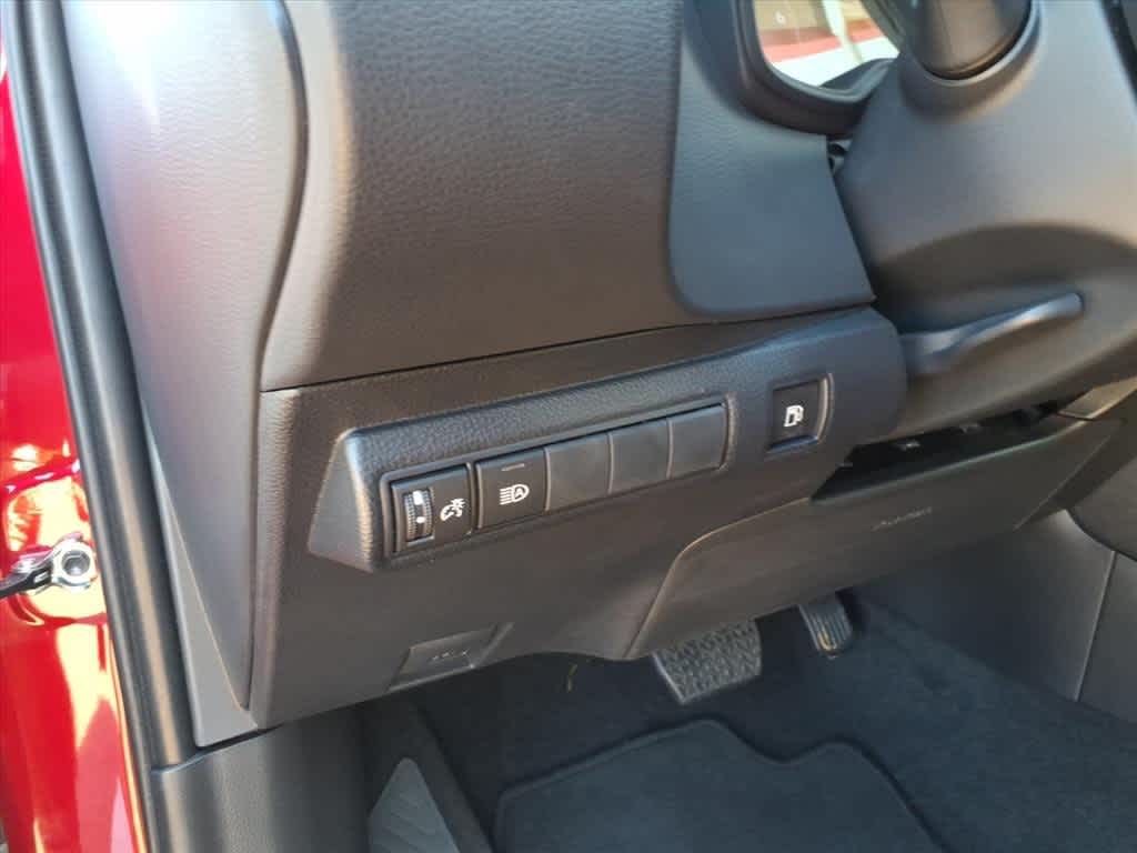 Thumbnail: 2025 Toyota Corolla - 13