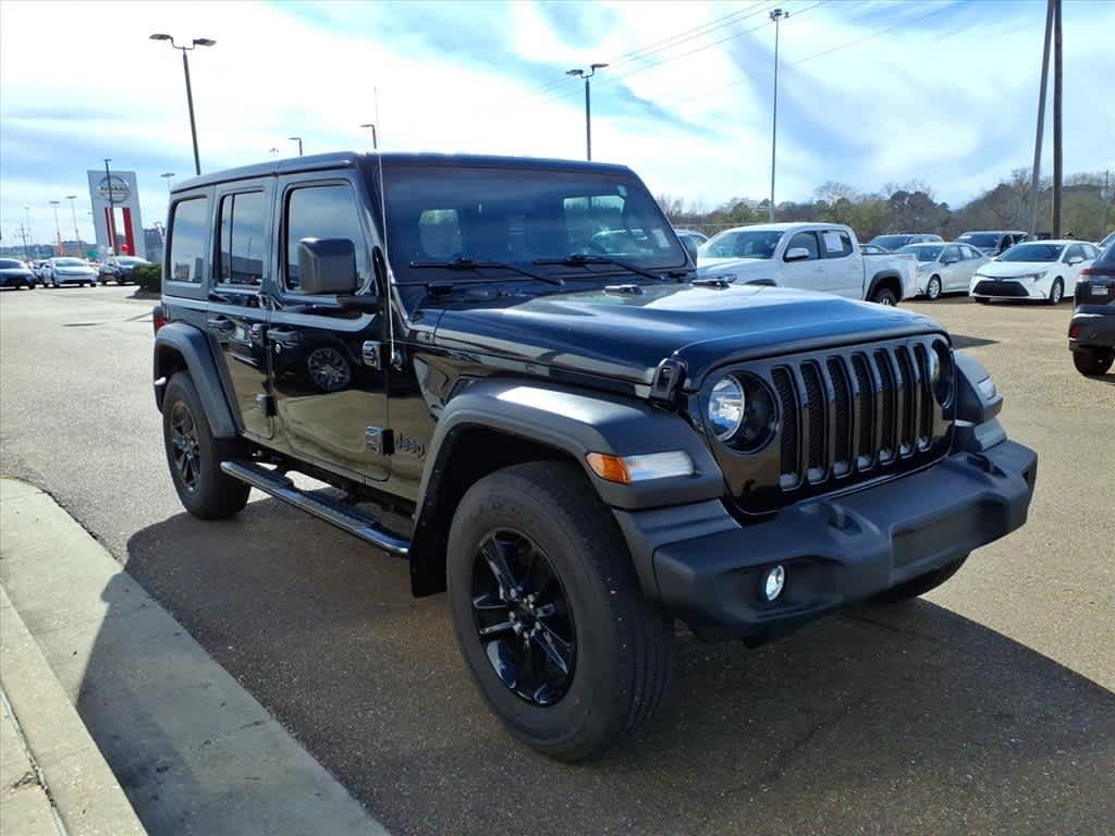 Thumbnail: 2023 Jeep Wrangler - 3