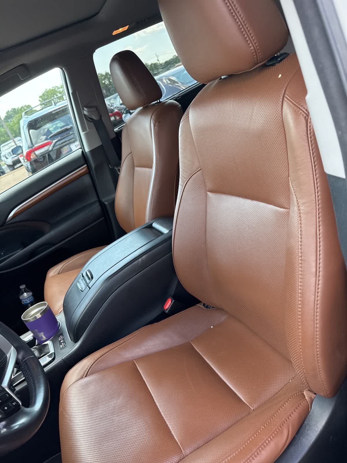Thumbnail: 2017 Toyota Highlander - 6
