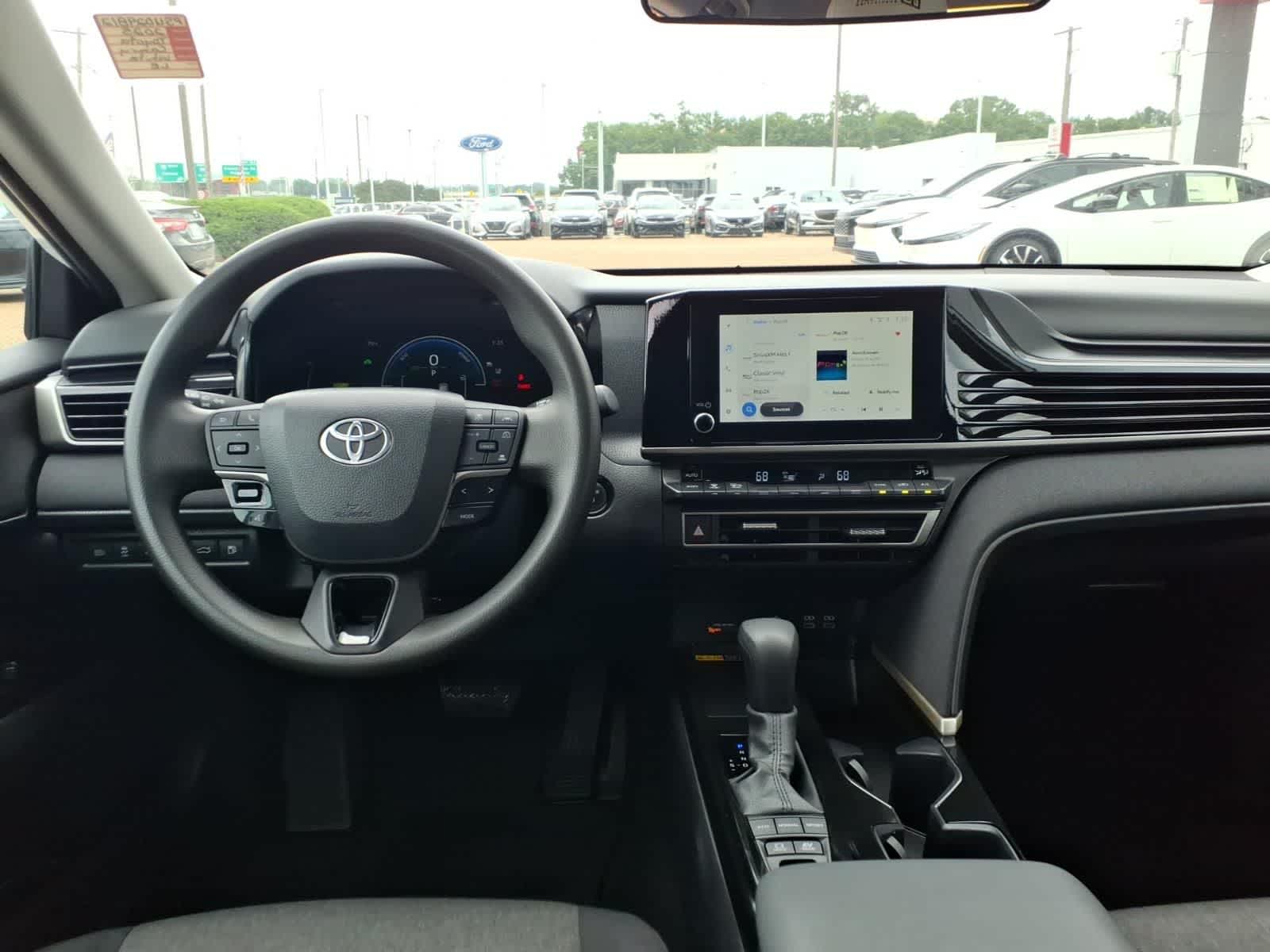 Thumbnail: 2025 Toyota Camry - 9