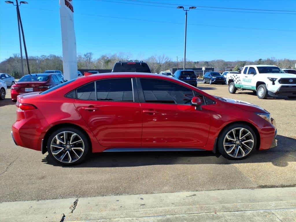 Thumbnail: 2021 Toyota Corolla - 4