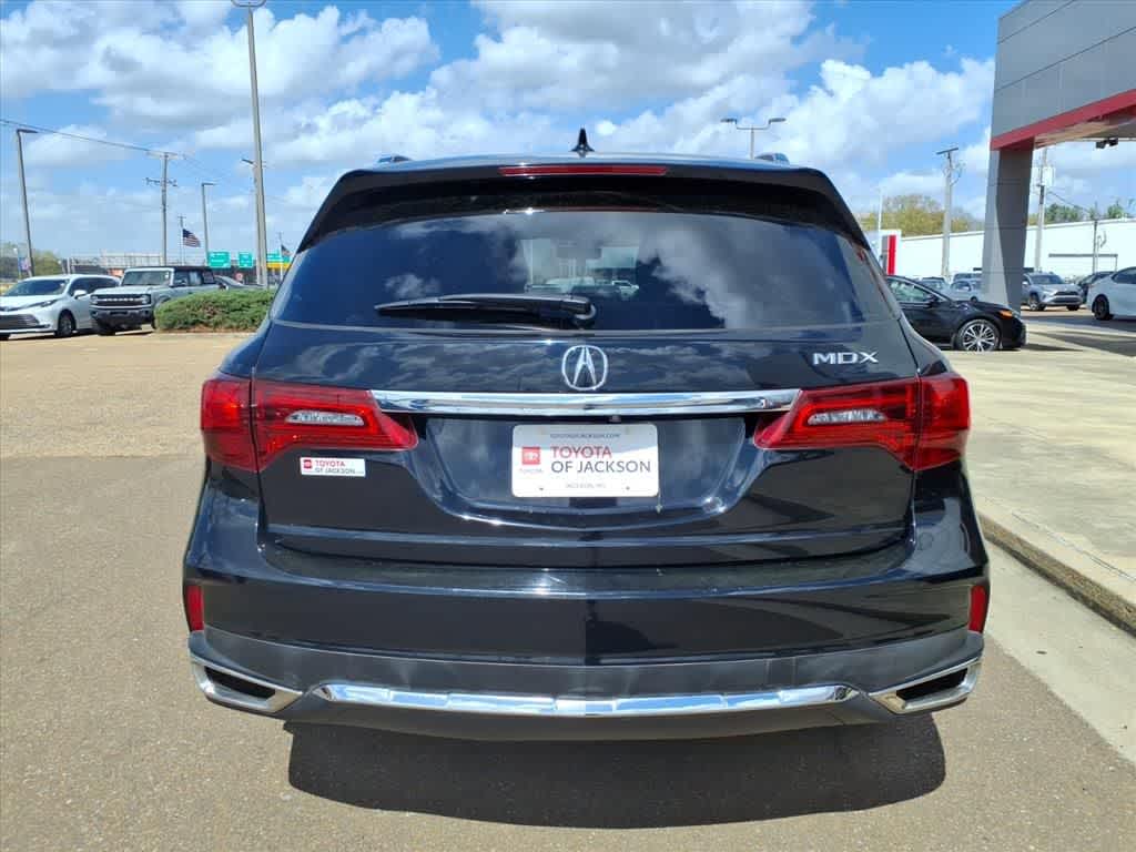 Thumbnail: 2017 Acura MDX - 6