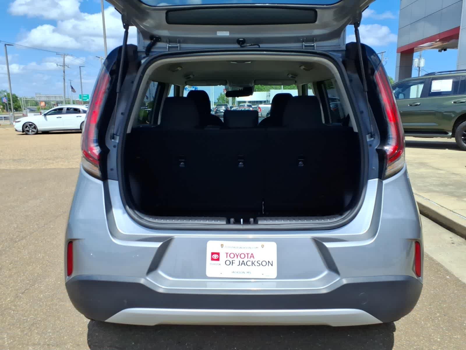 Thumbnail: 2024 Kia Soul - 8