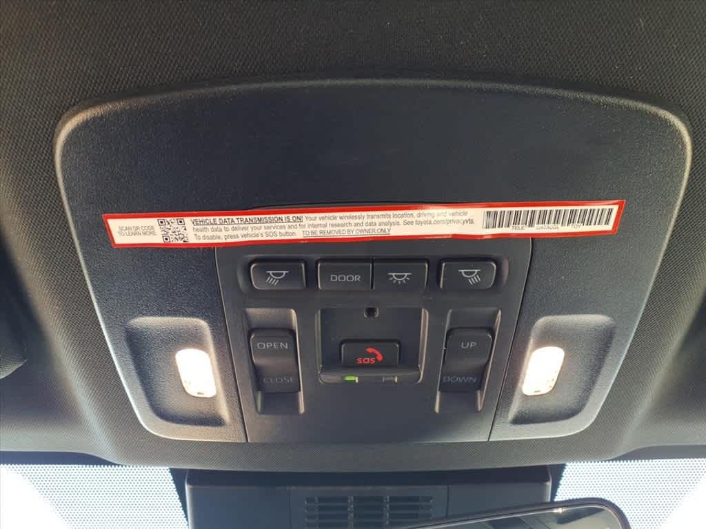 Thumbnail: 2025 Toyota Camry - 23