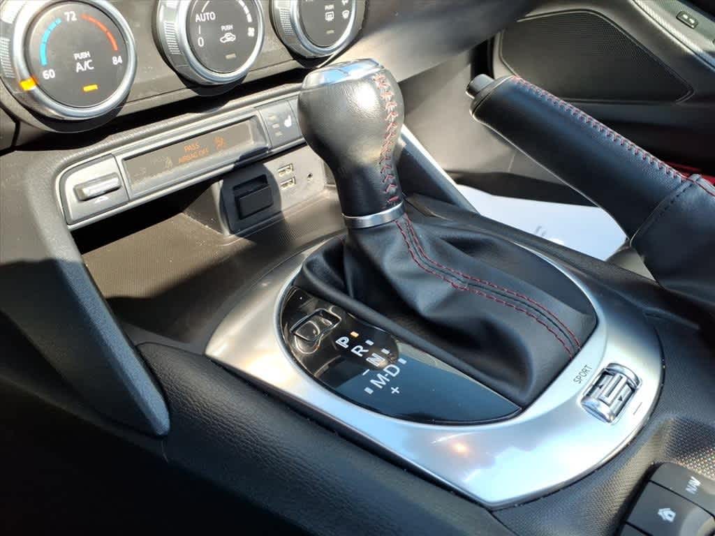 Thumbnail: 2019 Mazda MX-5 Miata - 19