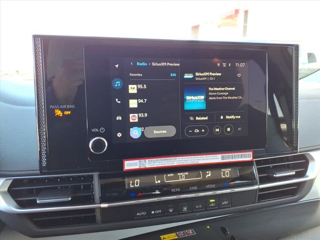 Thumbnail: 2025 Toyota Sienna - 18