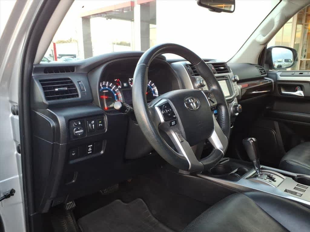 Thumbnail: 2016 Toyota 4Runner - 11