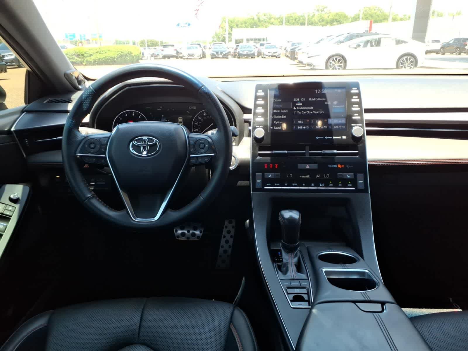 Thumbnail: 2021 Toyota Avalon - 9