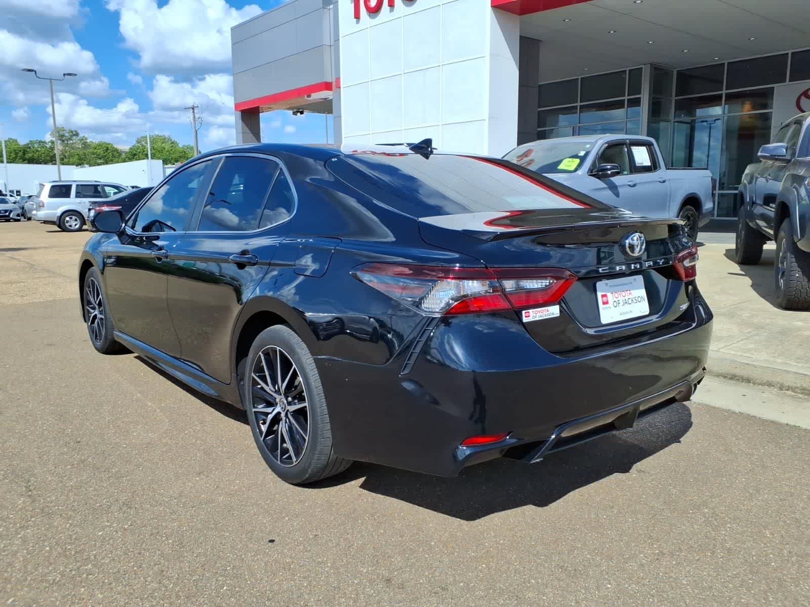 Thumbnail: 2024 Toyota Camry - 7