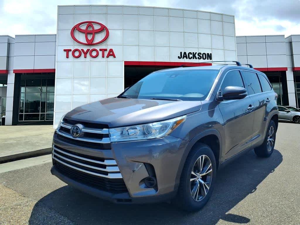 2019 Toyota Highlander LE -
                  Jackson, MS
