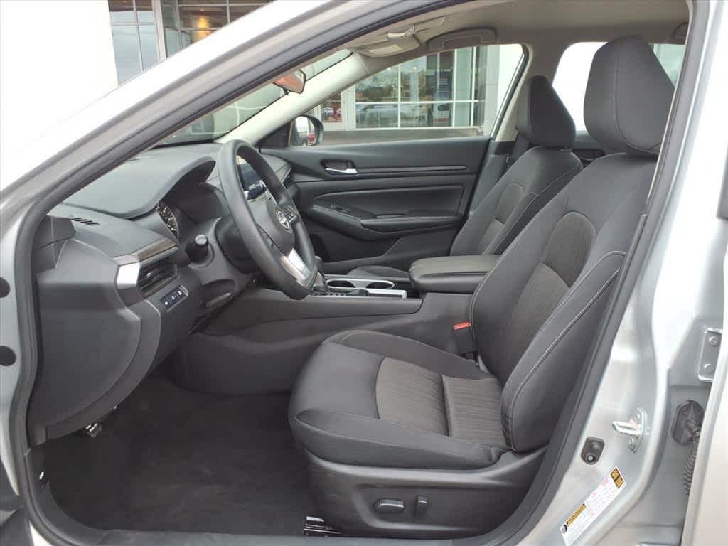 Thumbnail: 2024 Nissan Altima - 24