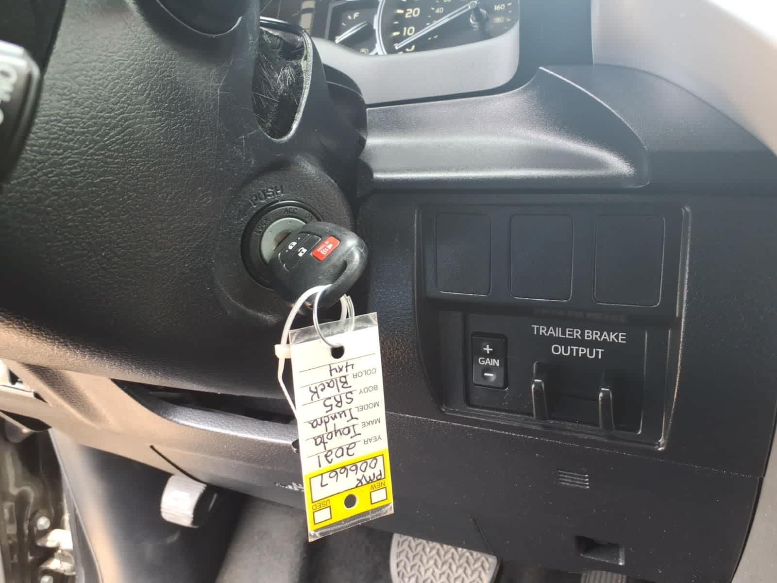 Thumbnail: 2021 Toyota Tundra - 17