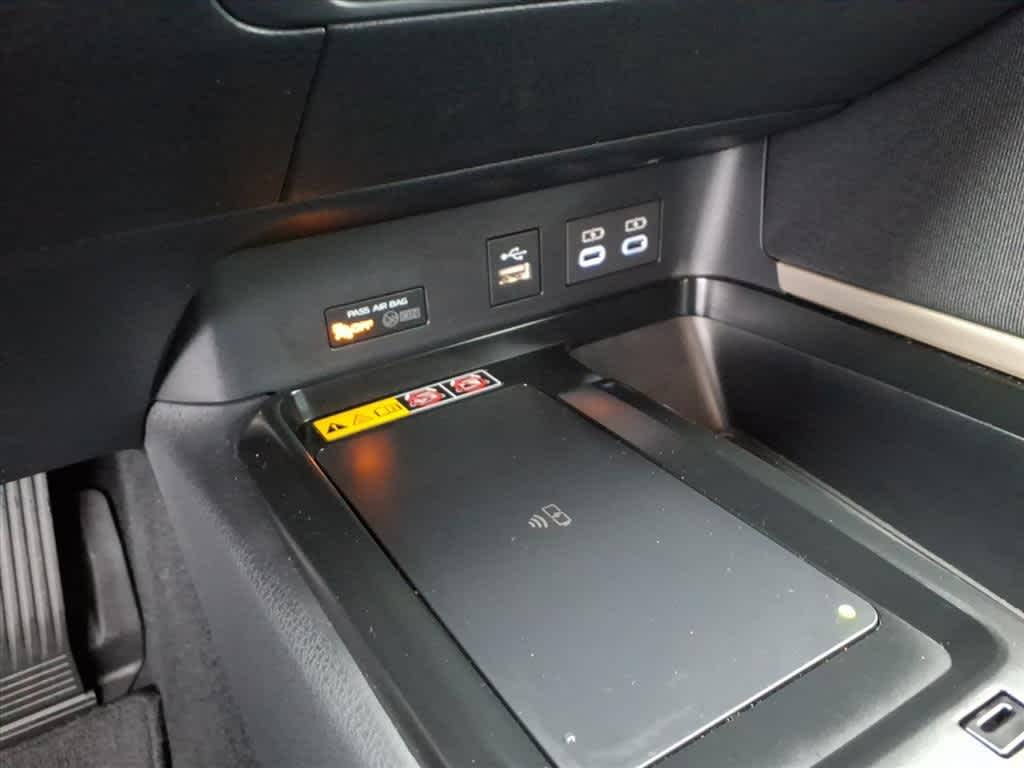 Thumbnail: 2025 Toyota Camry - 20