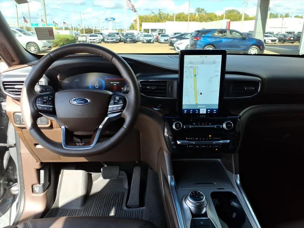 Thumbnail: 2022 Ford Explorer - 10