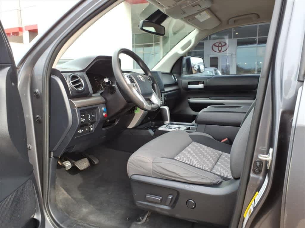 Thumbnail: 2019 Toyota Tundra - 26