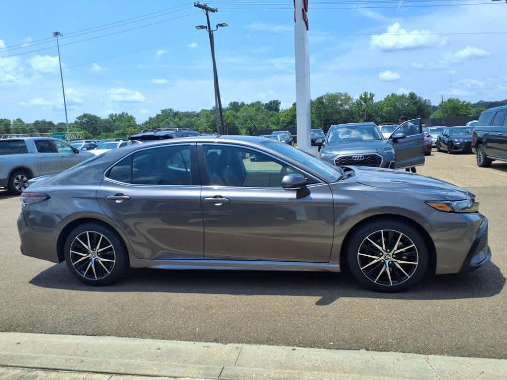 Thumbnail: 2024 Toyota Camry - 4