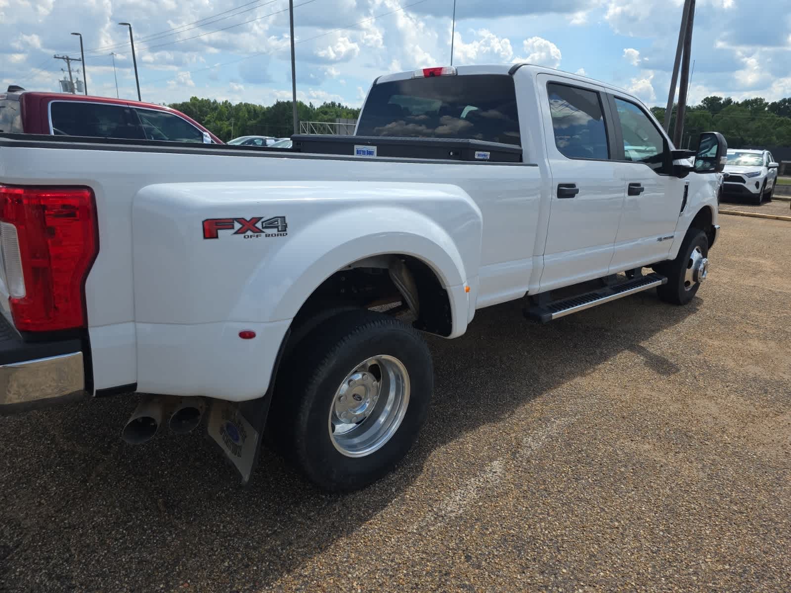 Thumbnail: 2019 Ford F-350 - 4